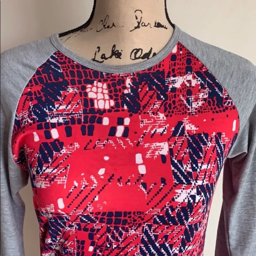 LulaRoe Randy top - Image 6