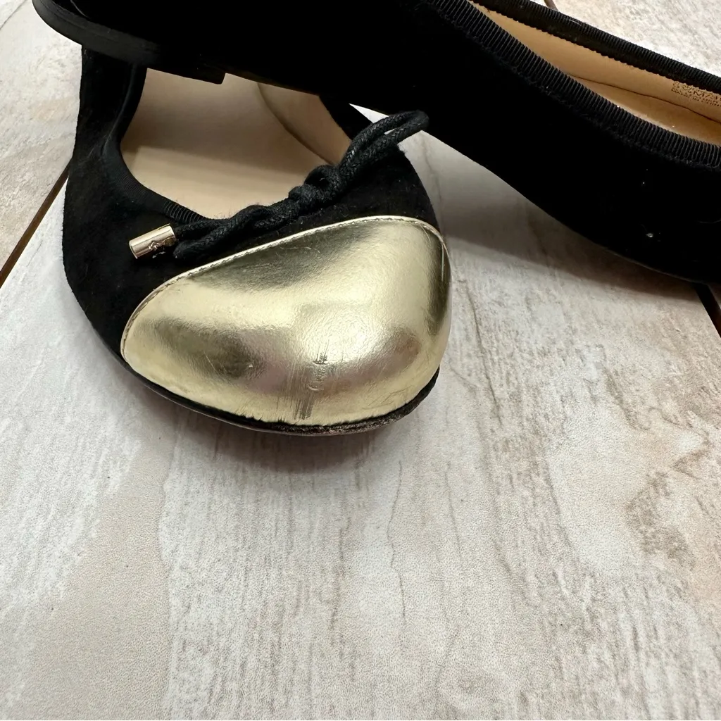Vero Cuoio Women’s Sz 9 1/2 Black Suede Ballet Flats With Gold Leather Toe Tips - Image 7