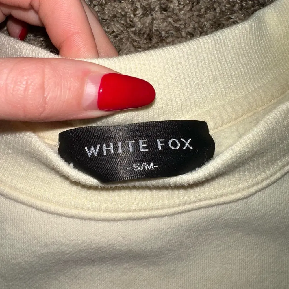 WHITE FOX BOUTIQUE cream/yellow hoodie, size S/M - Image 5