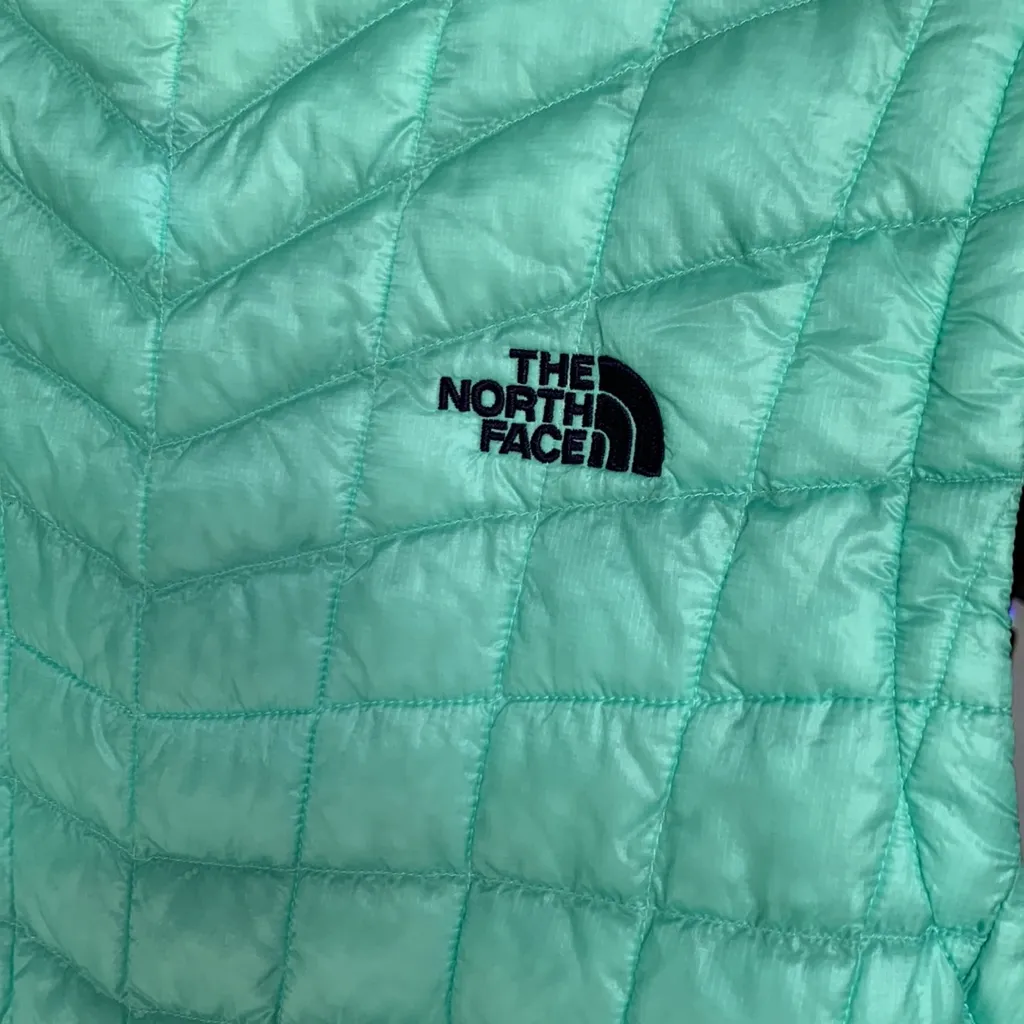 The North Face  Thermoball Green Vest - Image 7