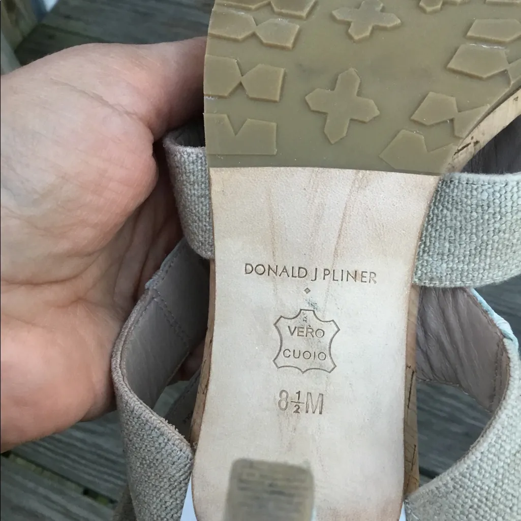 Modern and SUPER COMFY D.PLINER sandals 🦋 White Size 8.5 - Image 6