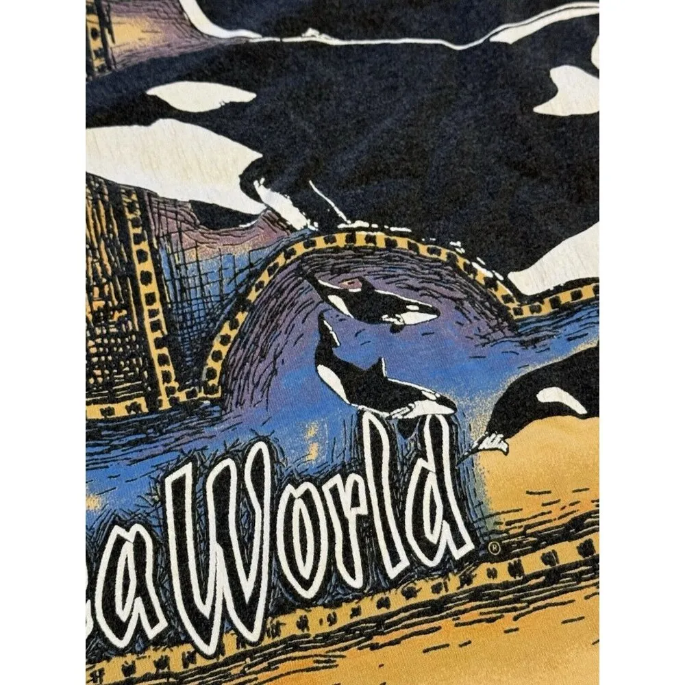 1995 Sherry's Best Sea World Tee Size XL T - Image 6