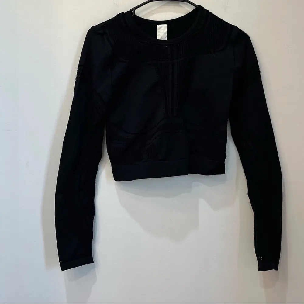 Fabletics Jaymee Mesh active Crop Top black size Medium - Image 3