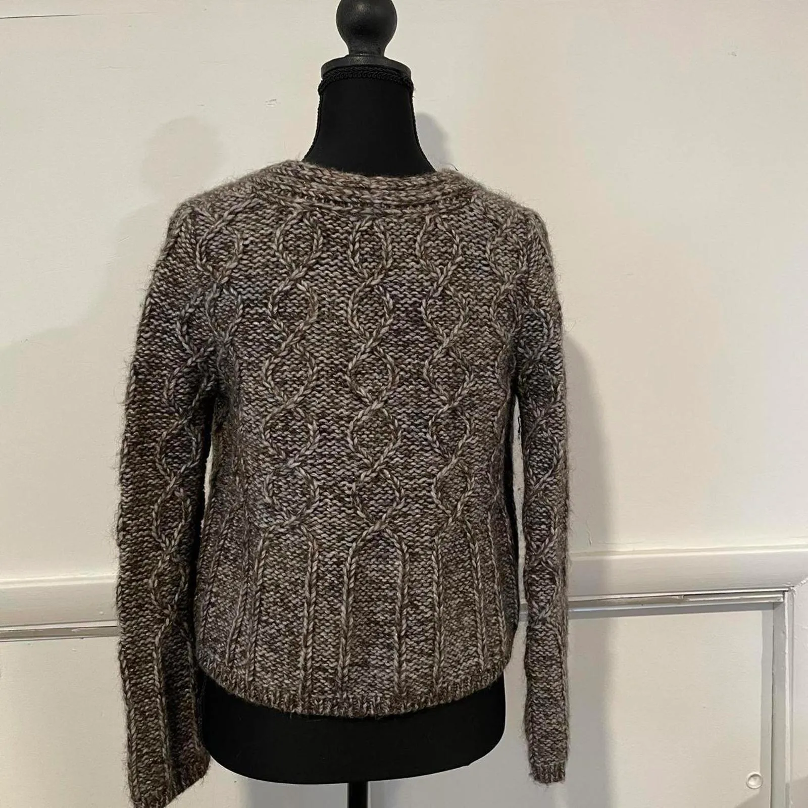 brown and white cable knit cardigan with buttons - Image 4