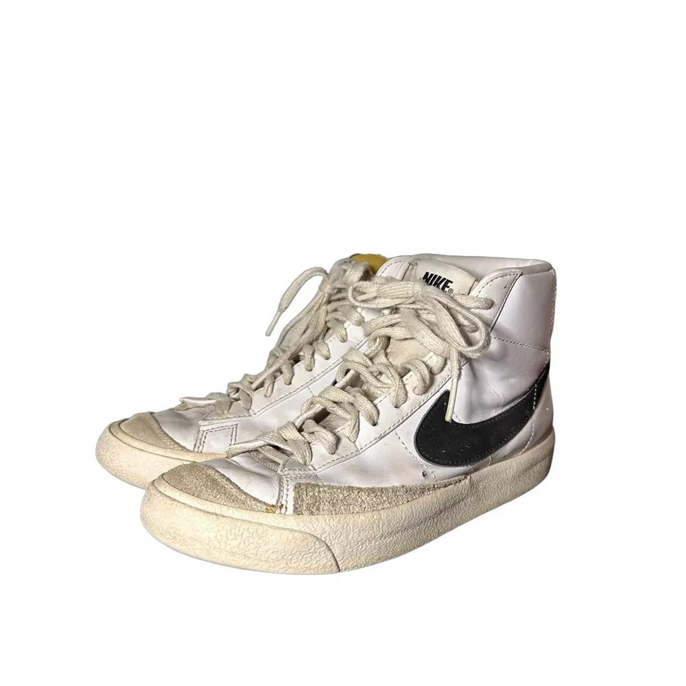 Nike Blazer Mid '77 Vintage Women’s Sneakers Size 6.5 White Black Shoes - Image 3