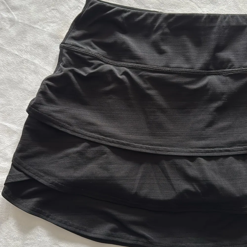 Athleta Swagger Tiered Athletic Skort Skirt with built in shorts preppy tennis - Image 4