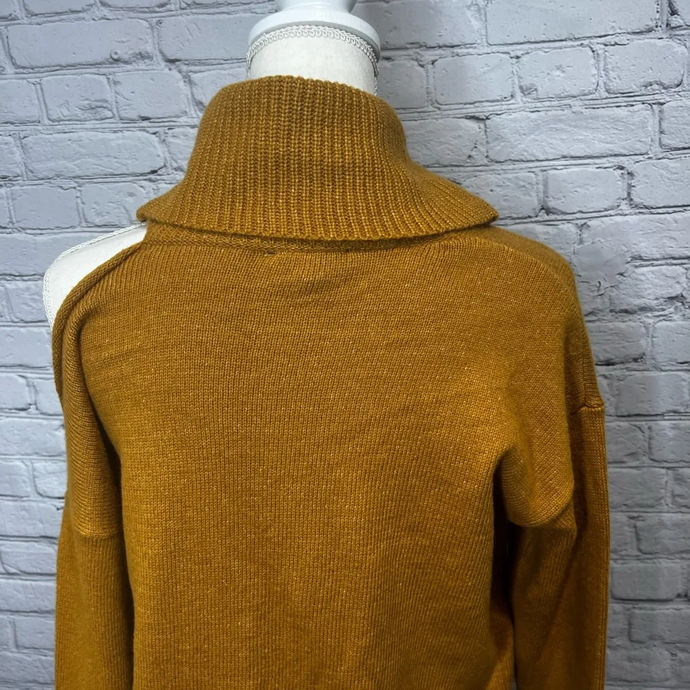 1 state turtle neck cold shoulder sweater size small - Image 10