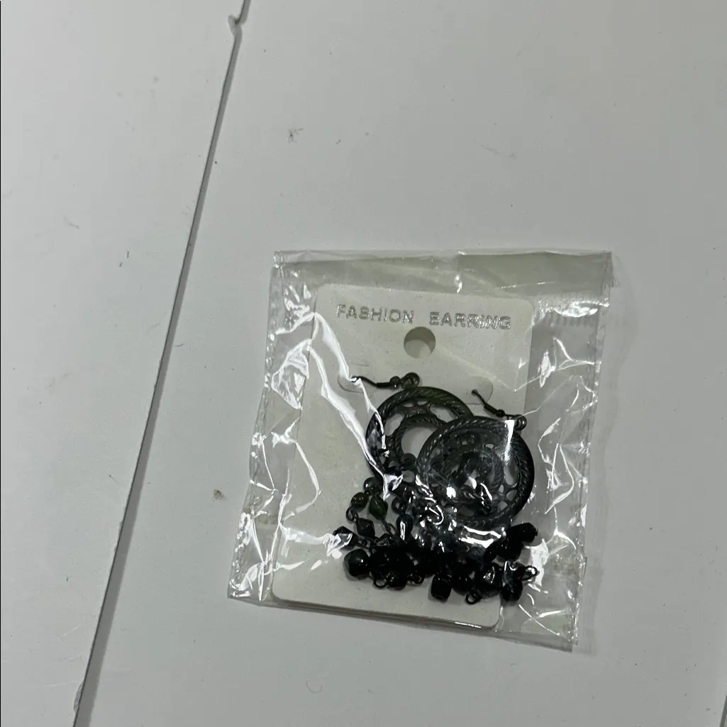 Chic Black Hoop Earrings - Image 9