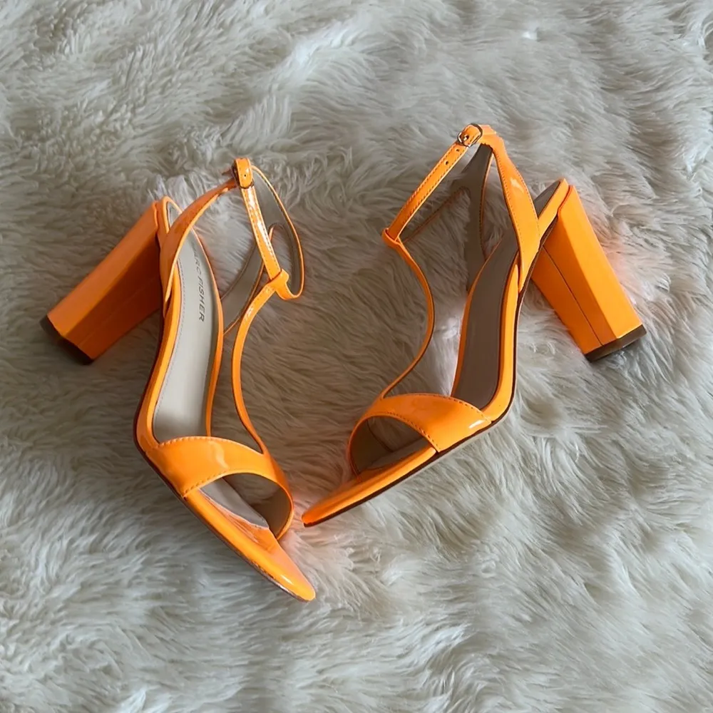 Marc Fisher Toria Heels - Image 4