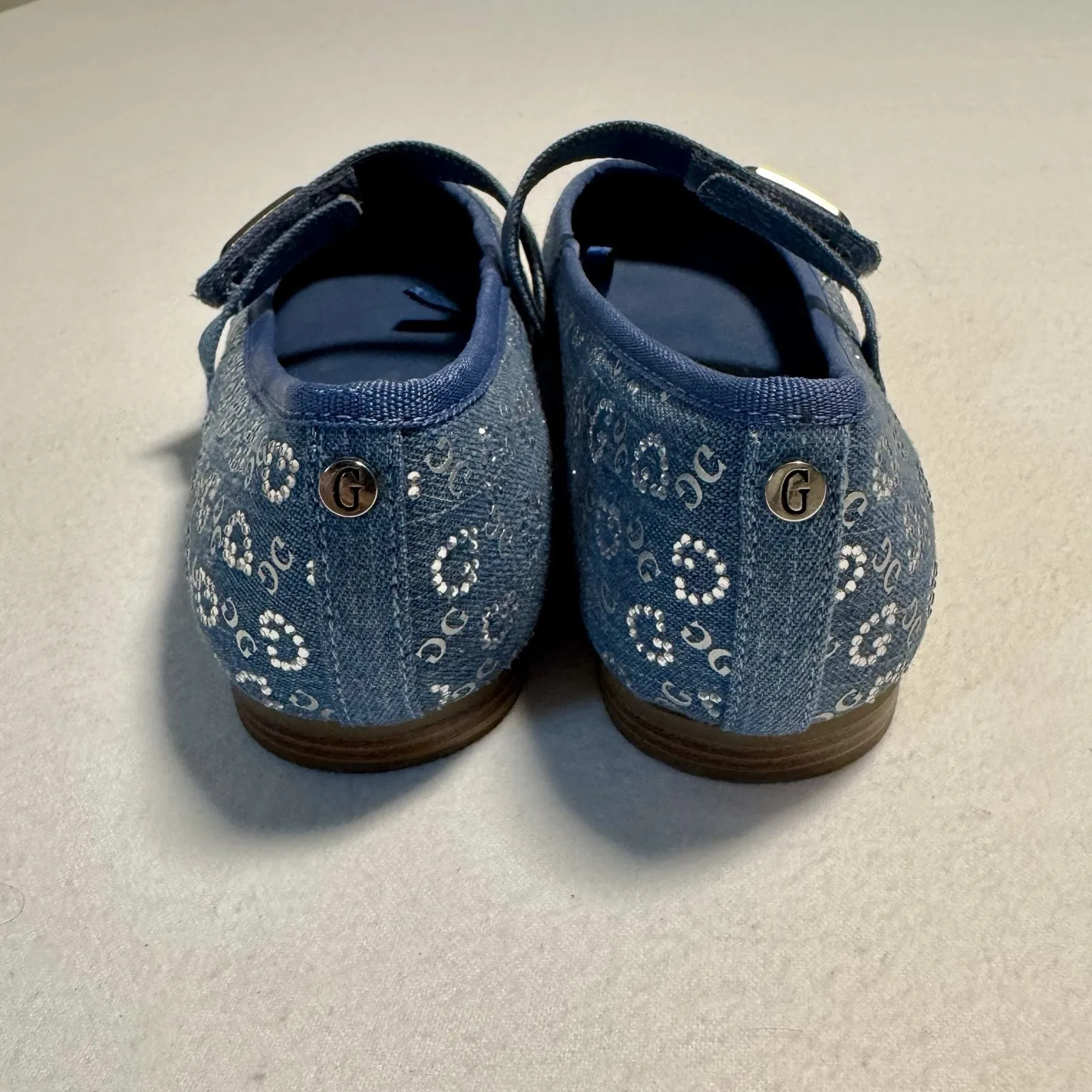 GUESS Los Angeles Women's Mary Jane Flat Size 7.5M Blue Denim Embellished Casual - Image 8