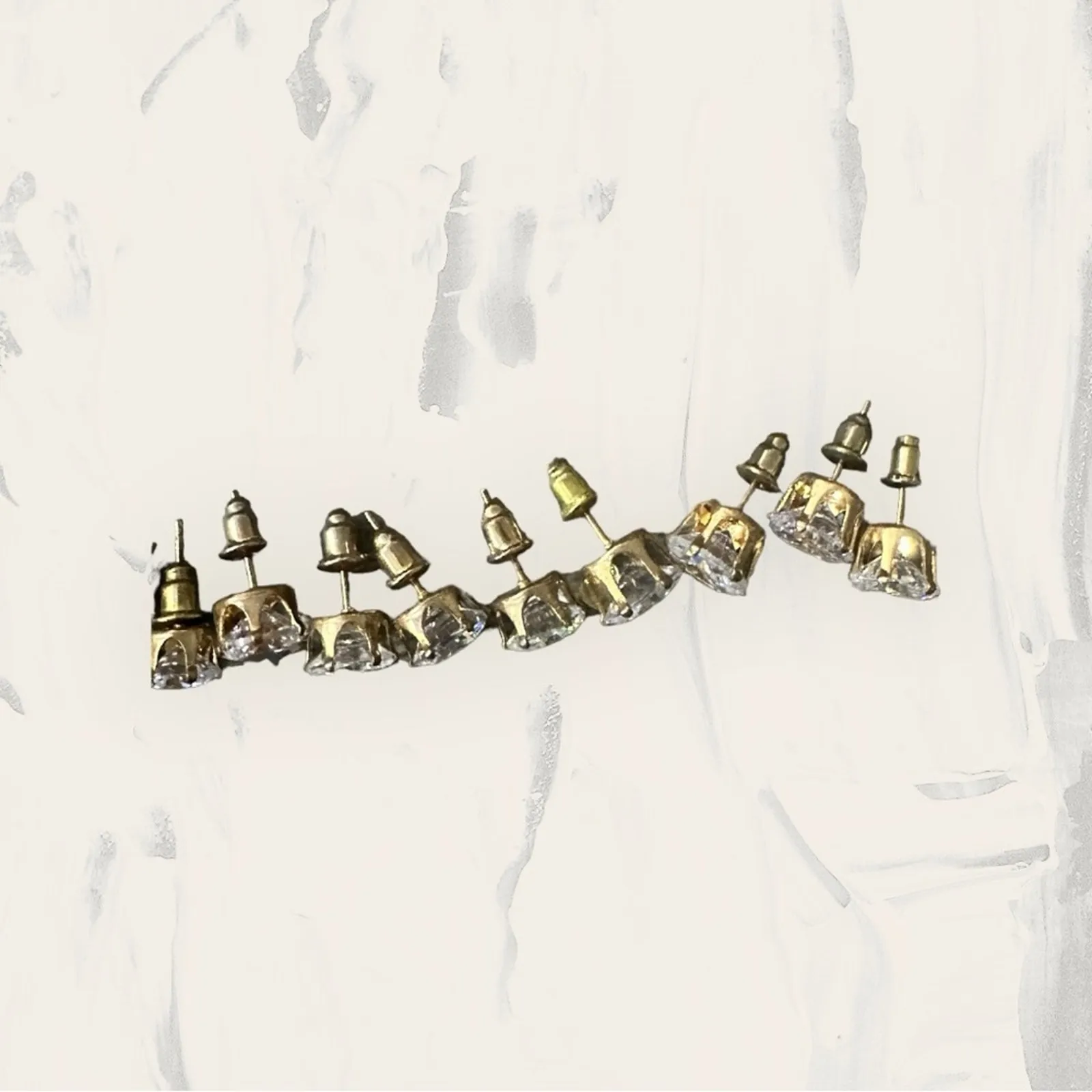 Set of 6 Stud Earrings Gold Tone Faux Diamond Varying Sizes Jewelry‎ Gift - Image 3