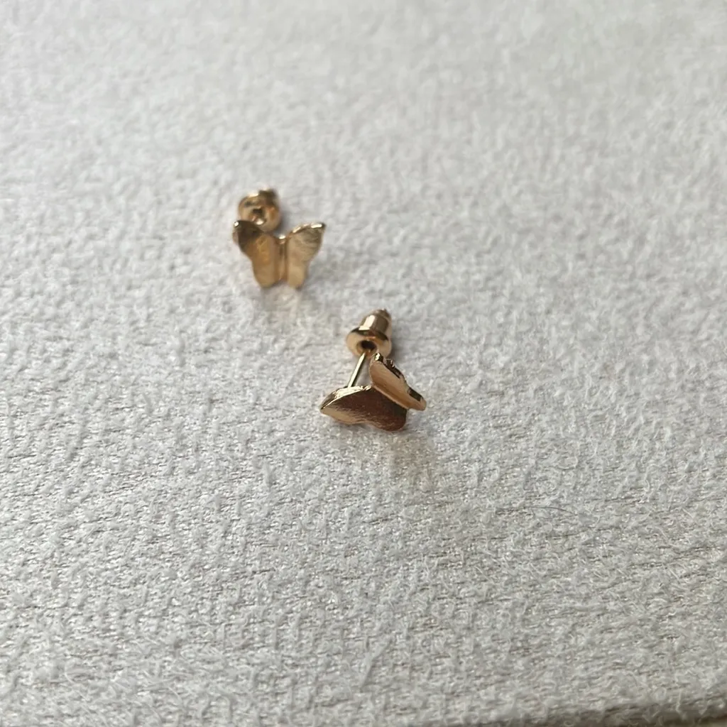 Cute gold butterfly stud earrings - Image 2