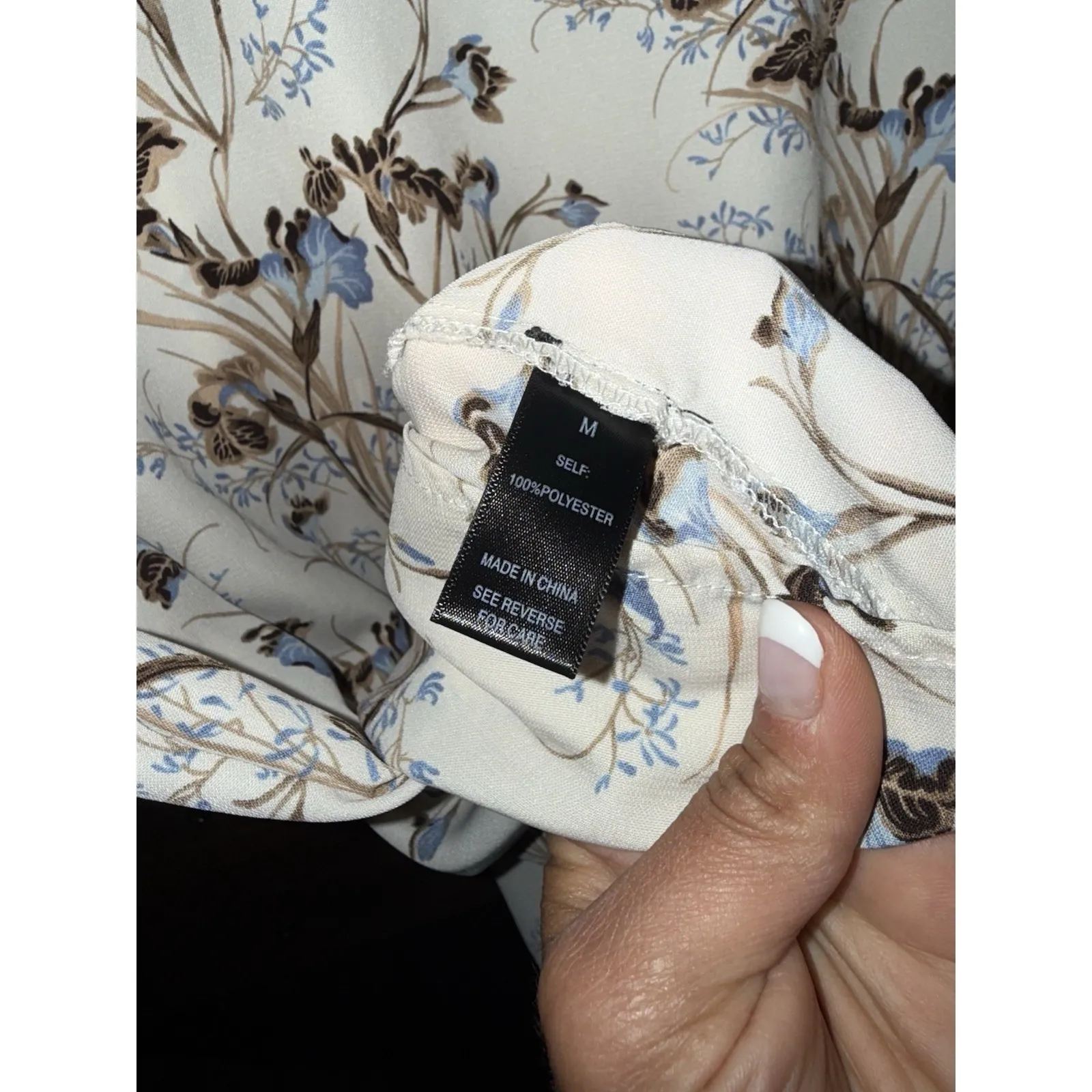 BKE Buckle Womens Medium M Sheer Blouse‎ Floral Cover Top Shirt - Image 7