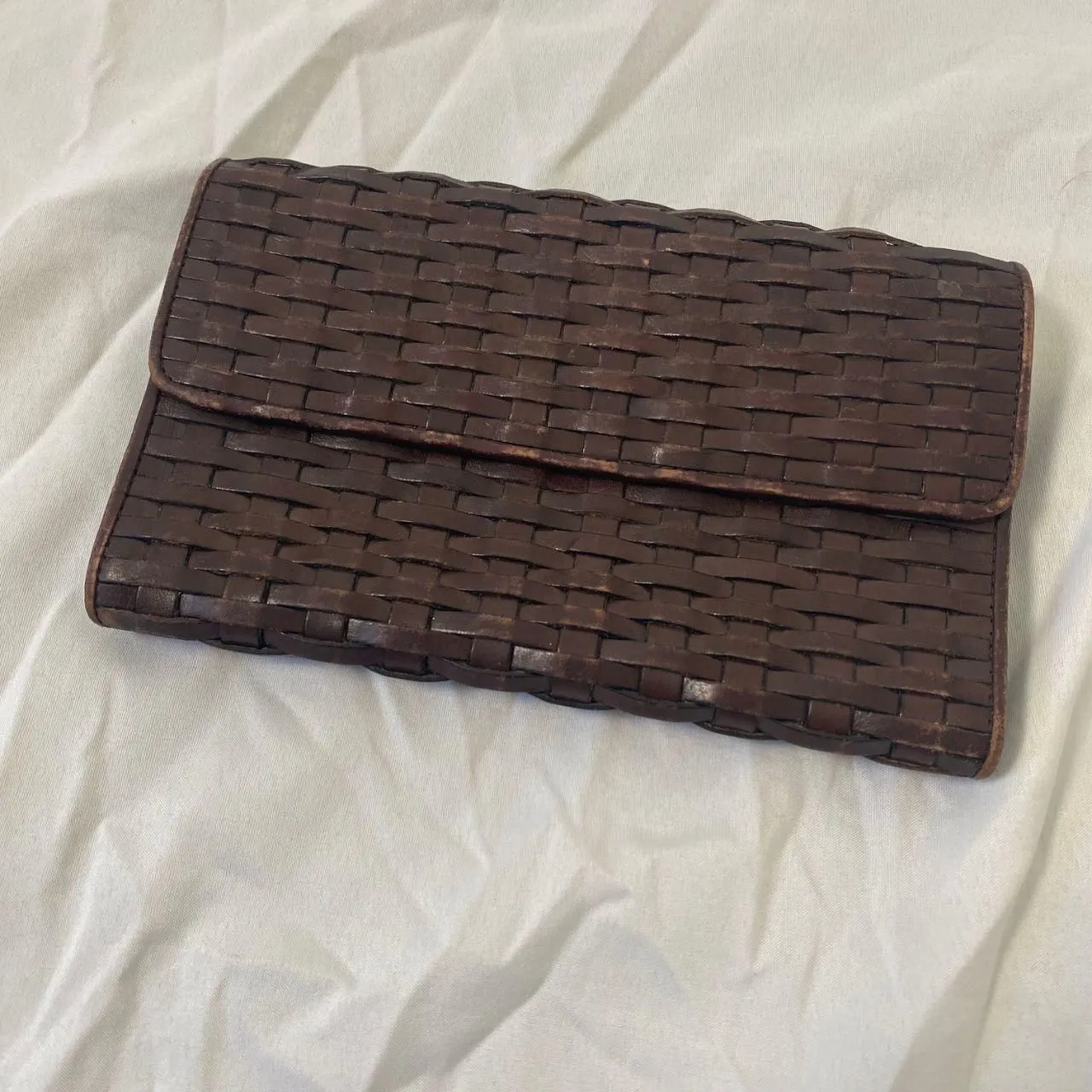 Vintage LL Bean Dark Brown Braided Leather Envelope Wallet - Image 6