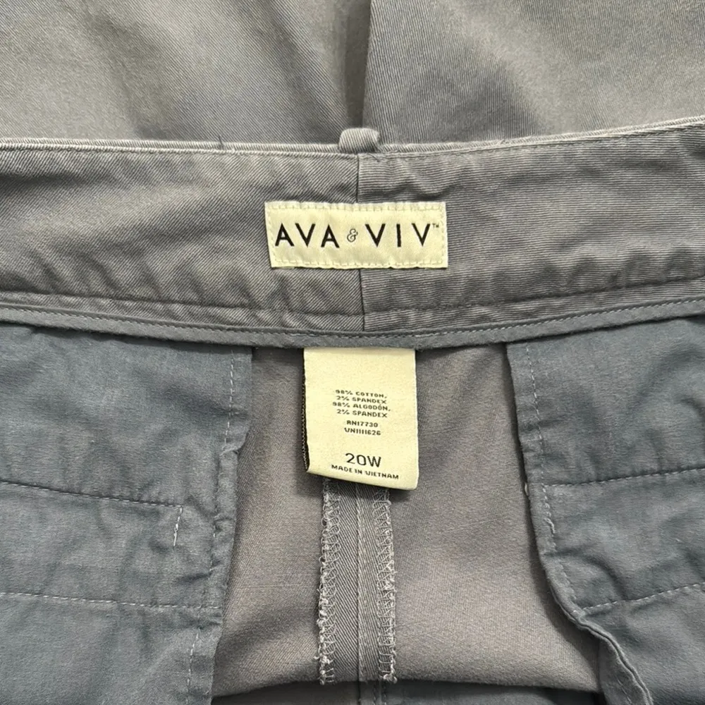 Ava & Viv Women's Blue Shorts - Image 7