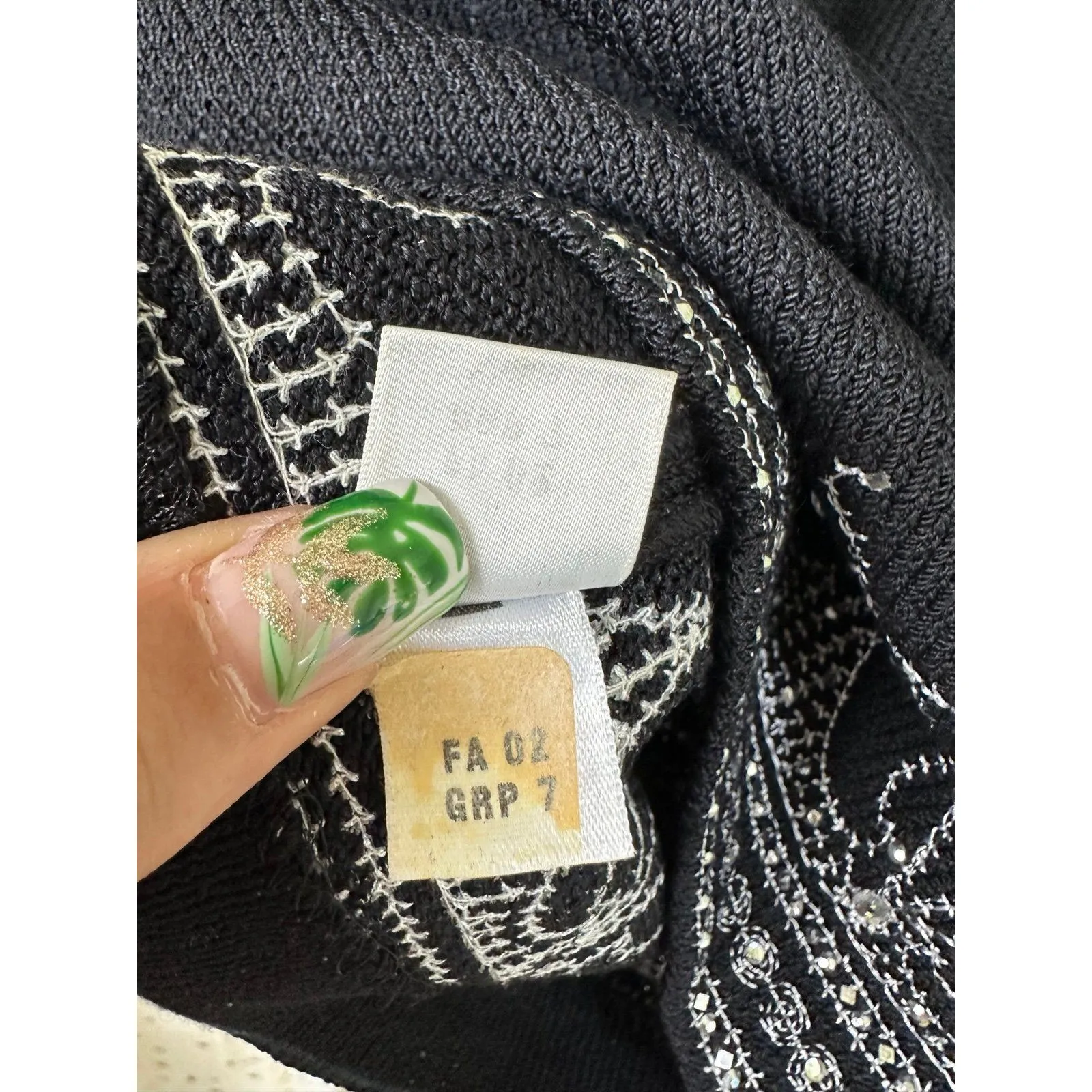 St. John Evening Jeweled Embroidered Black Cropped Bateau Neck Knit Sweater 6 - Image 7