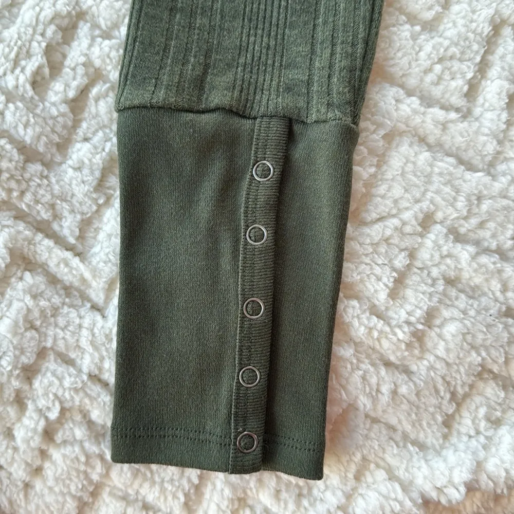 Urban Outfitters BDG Shirt Size M - Image 5