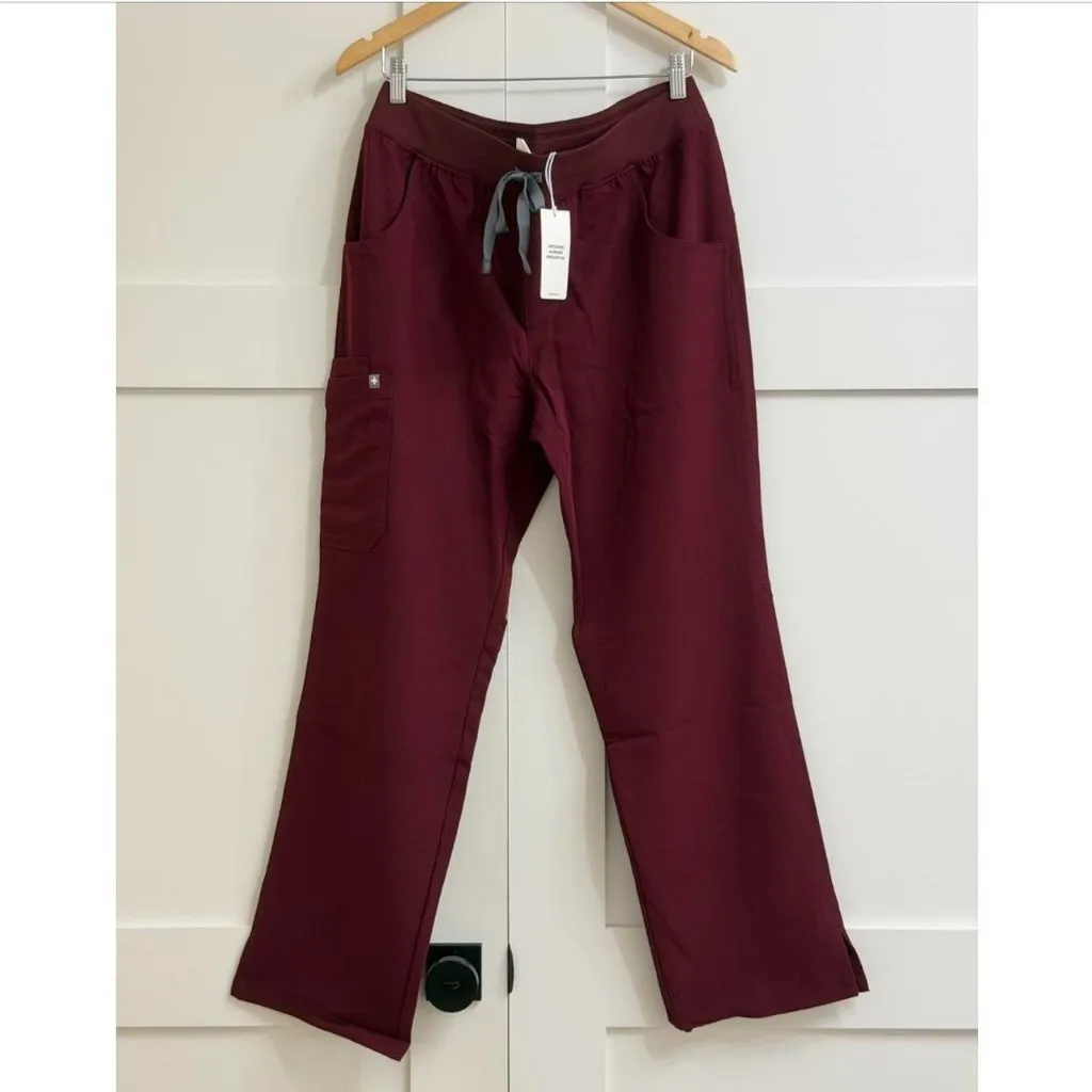 Figs Kade Cargo Scrub Pants in Burgundy, Size Large - Image 7