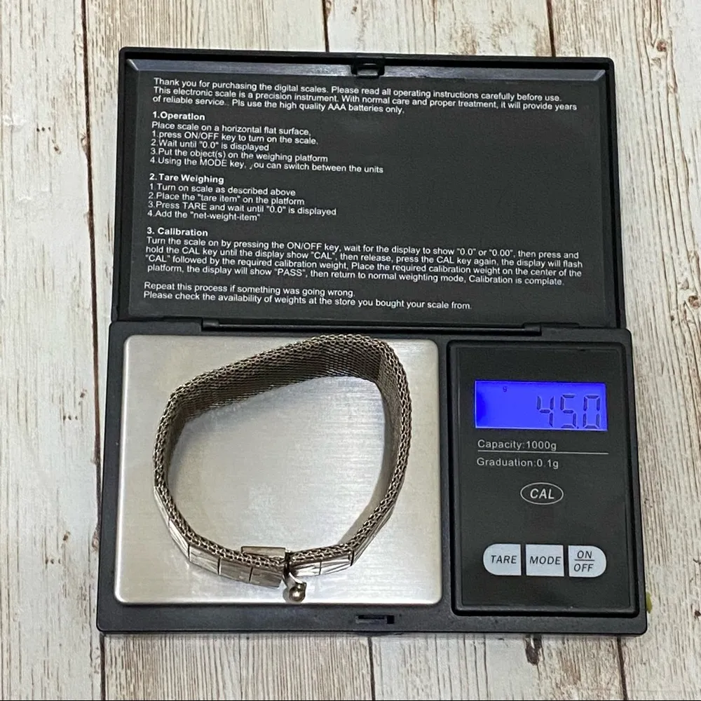 Vintage Unsigned Fleur de Lis Etched Silver Tone Mesh Bracelet - Image 8