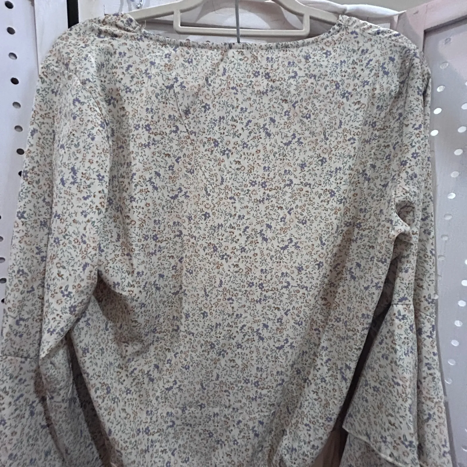 New HEYSON Floral Bell Sleeve V Neck Bodysuit Top Beige Multi Color Large Black - Image 9