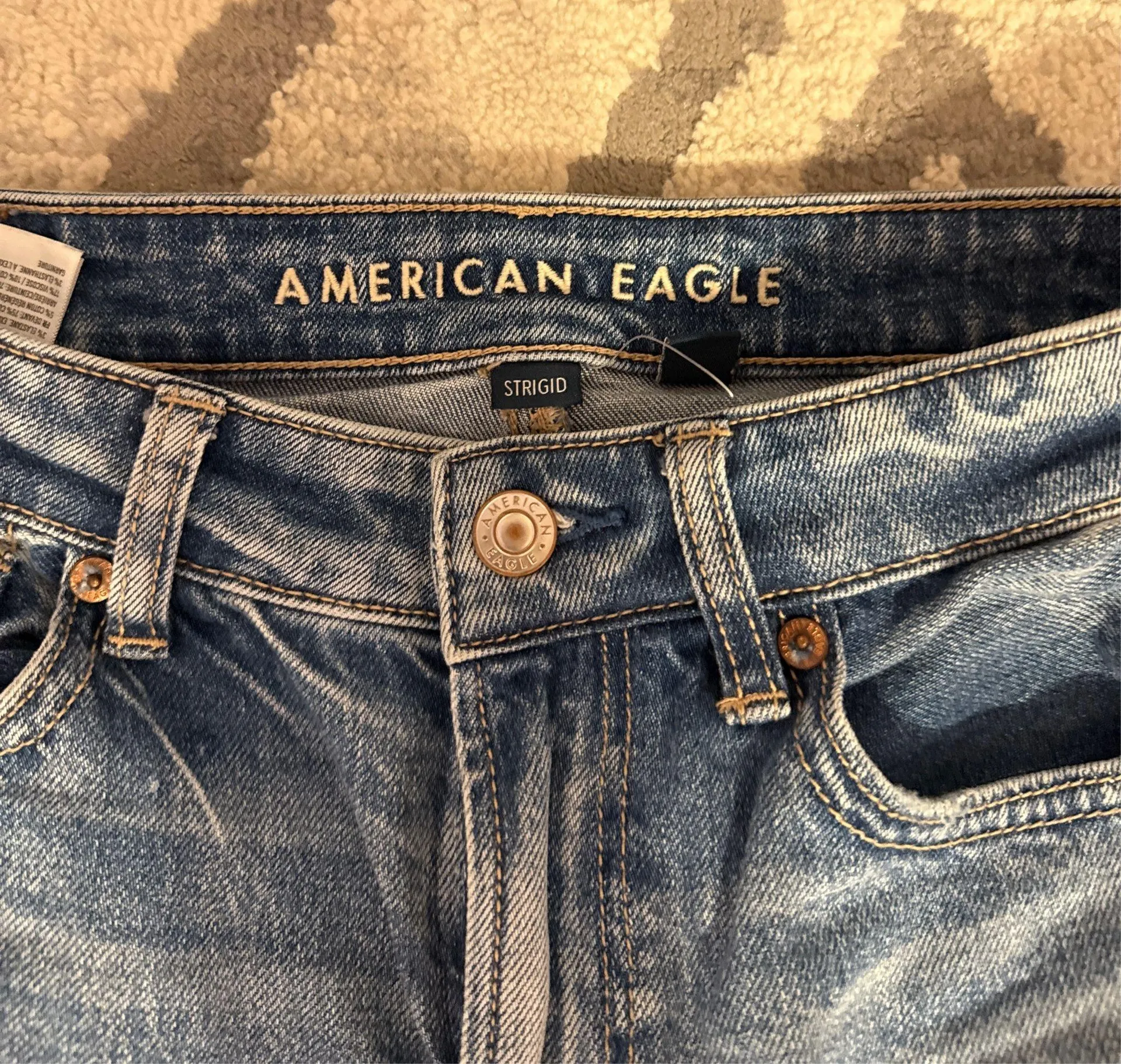 American Eagle Jeans Mom - Image 2