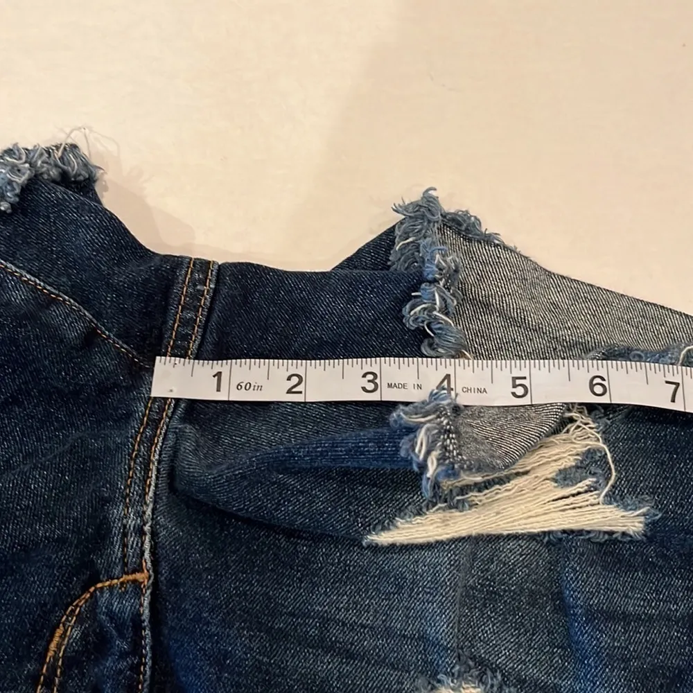 Joes Jeans Blythe Cutoff Shorts Mid Rise Size 26 - Image 6