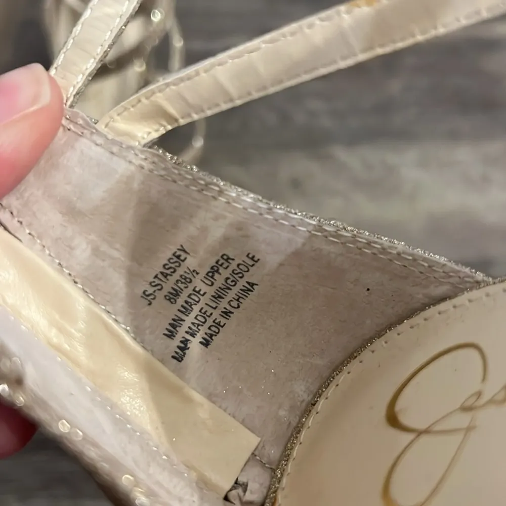 Jessica Simpson Gold Heels with Strappy Design - Image 7