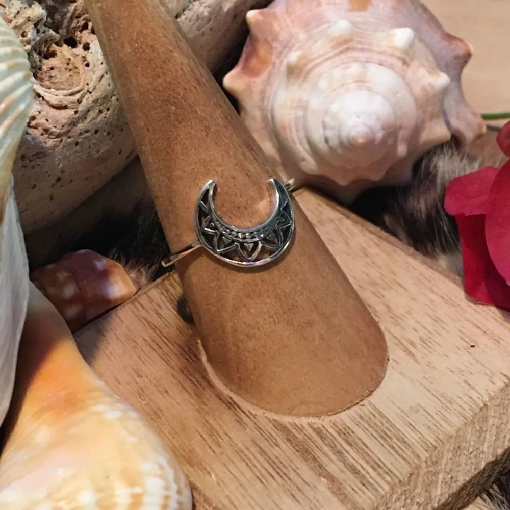 Boho Crescent Moon Filigree Sterling Silver Ring Silver - Image 2