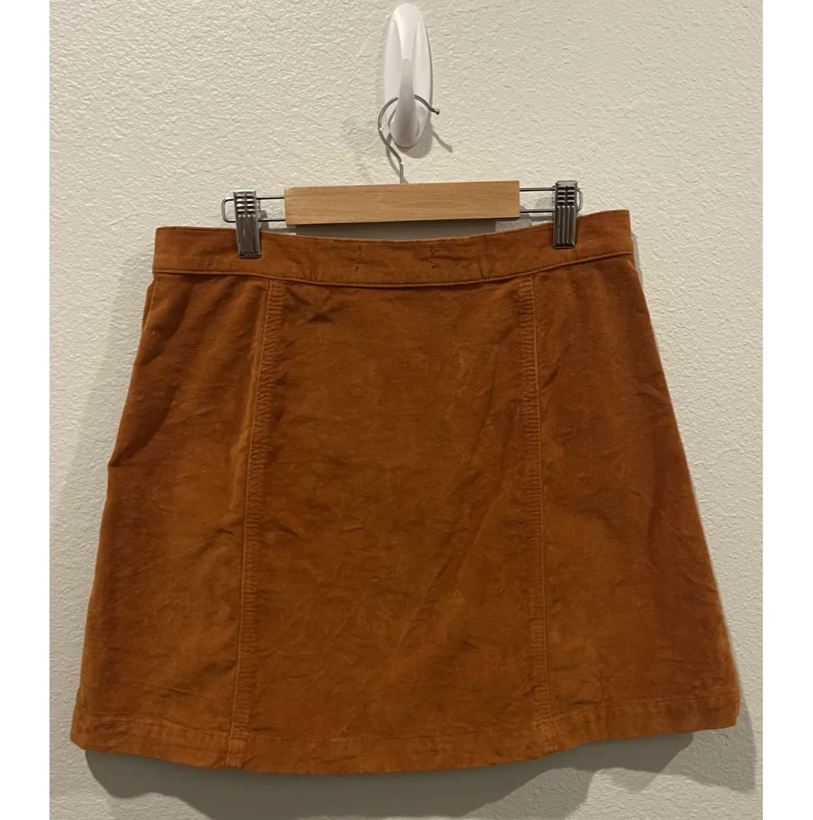 URBAN OUTFITTERS Corduroy Velvet Mini Skirt - Image 3