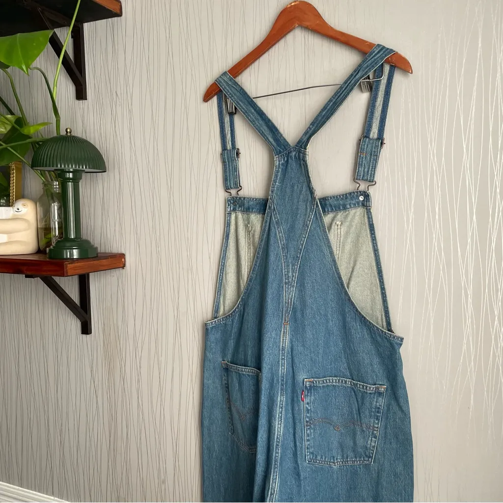 Levi's vintage overalls- fresh perspective XL - Image 9