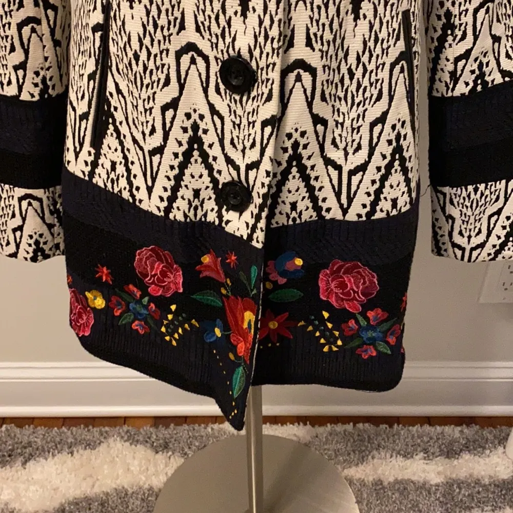 Desigual Black White Floral Embroidered Jacket - Image 7