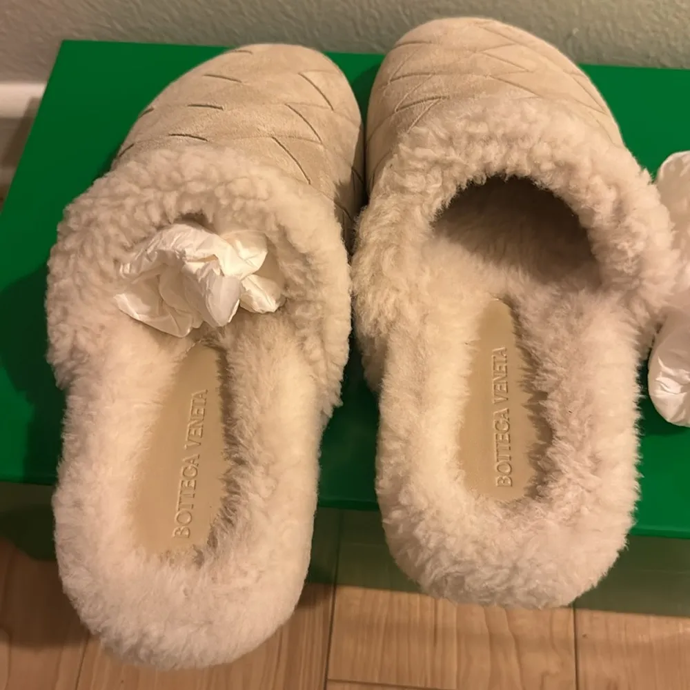 Bottega Reggie Flat in  coco cachemire - Image 4