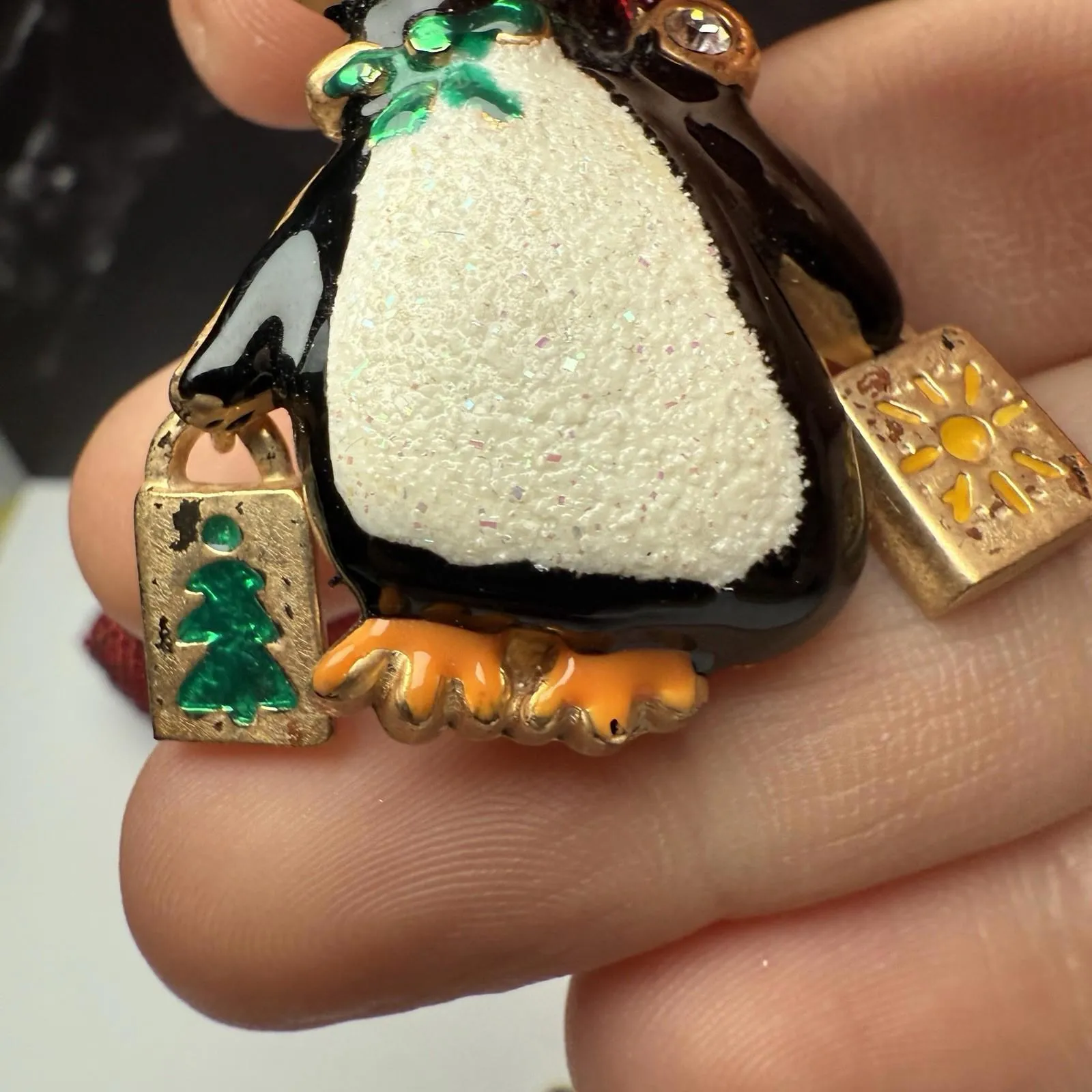 Christmas Holiday Lot Of 5 Brooch Pin Light Bulb Snowman Penguin Sleigh Stocking - Image 7