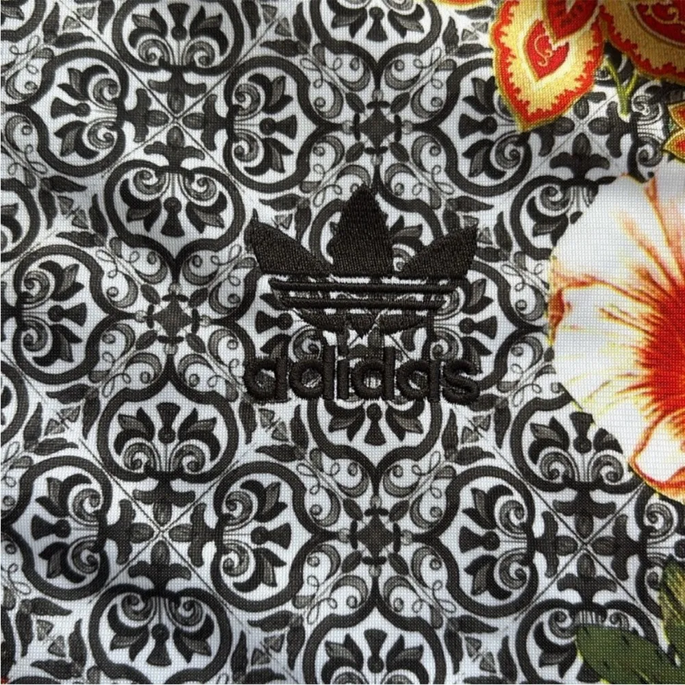 EUC Adidas X Farm Rio Jardim Agharta Firebird
Track Jacket Floral Mandala XS - Image 3