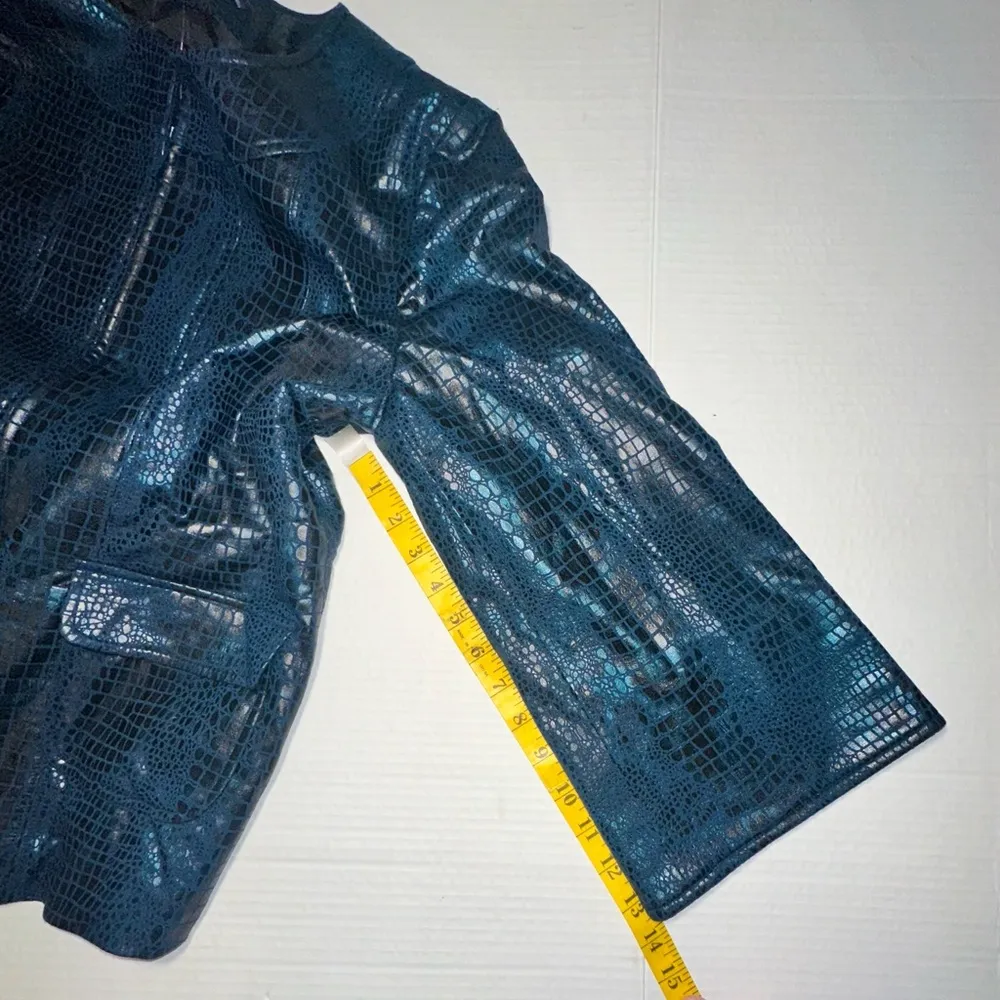SUSAN GRAVER Jacket Womens Size Small Teal Reptile Faux Leather Zip Up Lined New - Image 5