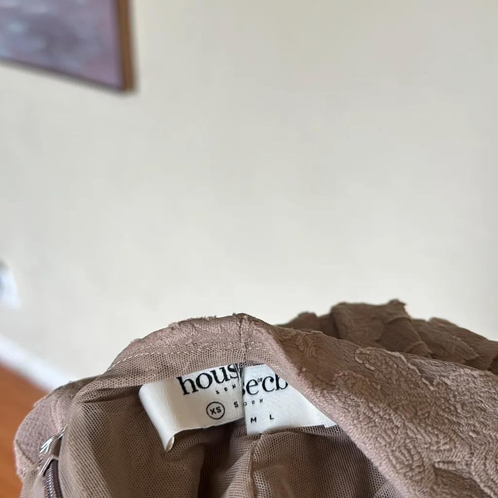 House of CB ‘Vesper’ Maxi Skirt in Mushroom NWOT‎ size XS - Image 8