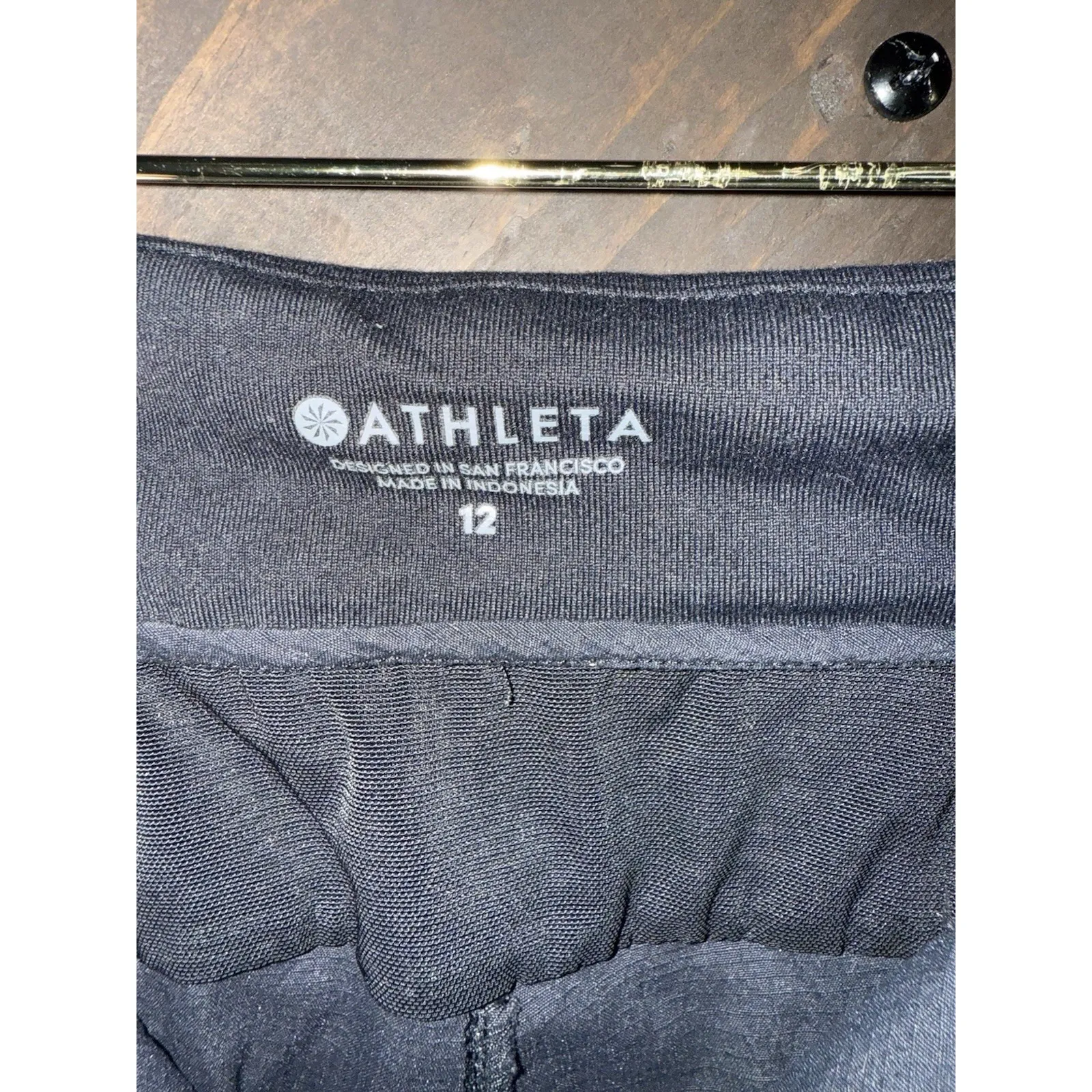 Athleta Black Mid Rise Elastic Waist Zipper‎ Pocket Tapered Jogger Pants Size 12 - Image 4