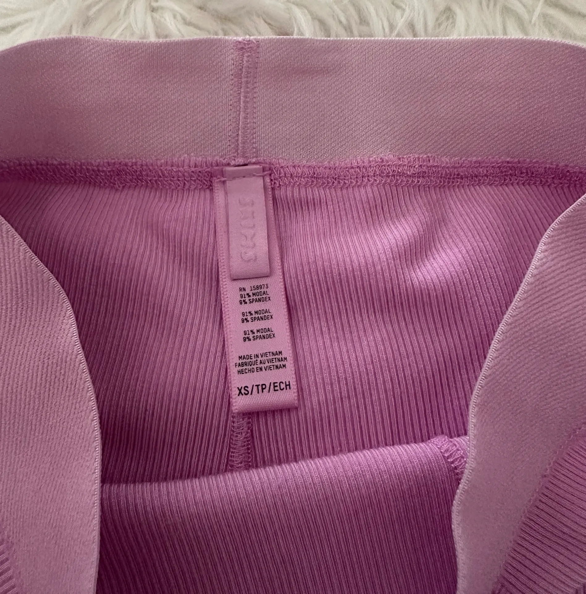 SKIMS Soft Lounge Set - Image 4