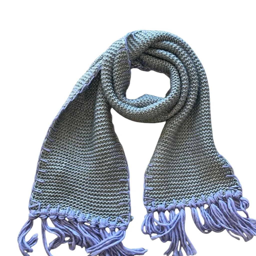 NWT AQUA Gray & Lavender Knitted Fringe Detail Scarf Neck warmer - Image 4