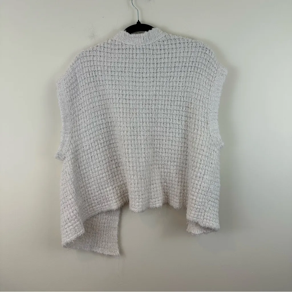 Free People Cream White Fuzzy Knit Sweater Vest Size Large - Image 4