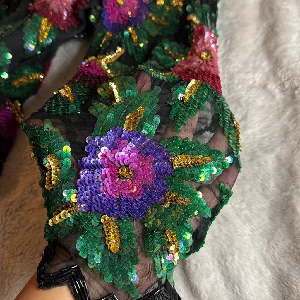 Elegant Floral Sequin Blouse Black Size XL - Image 10