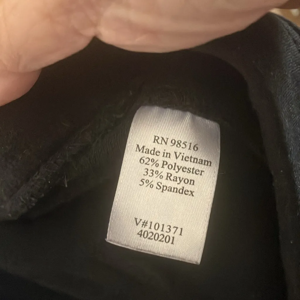 FINAL MARKDOWN Coldwater creek Black Flared Pants large - Image 6