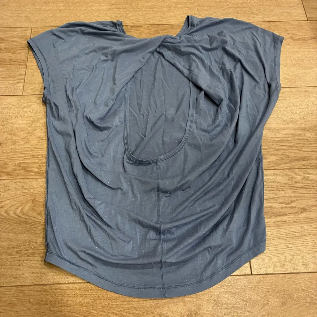 Lululemon Women’s Get Set Short Sleeve Shirt Tempest Blue White Size S - Image 5