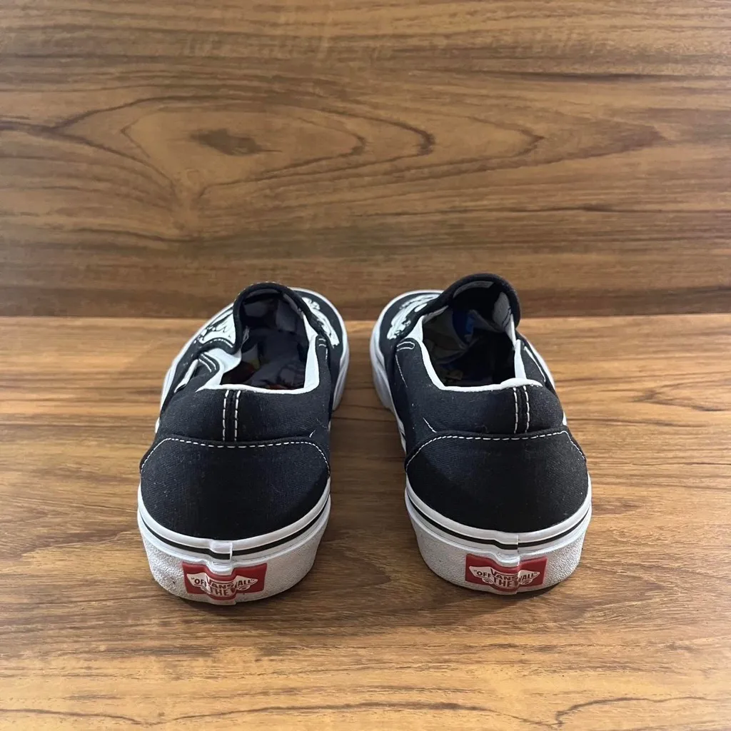 Vans Glow In The Dark Black White Skulls Classic Slip On Men 7.5 Women’s 9 Rare - Image 4