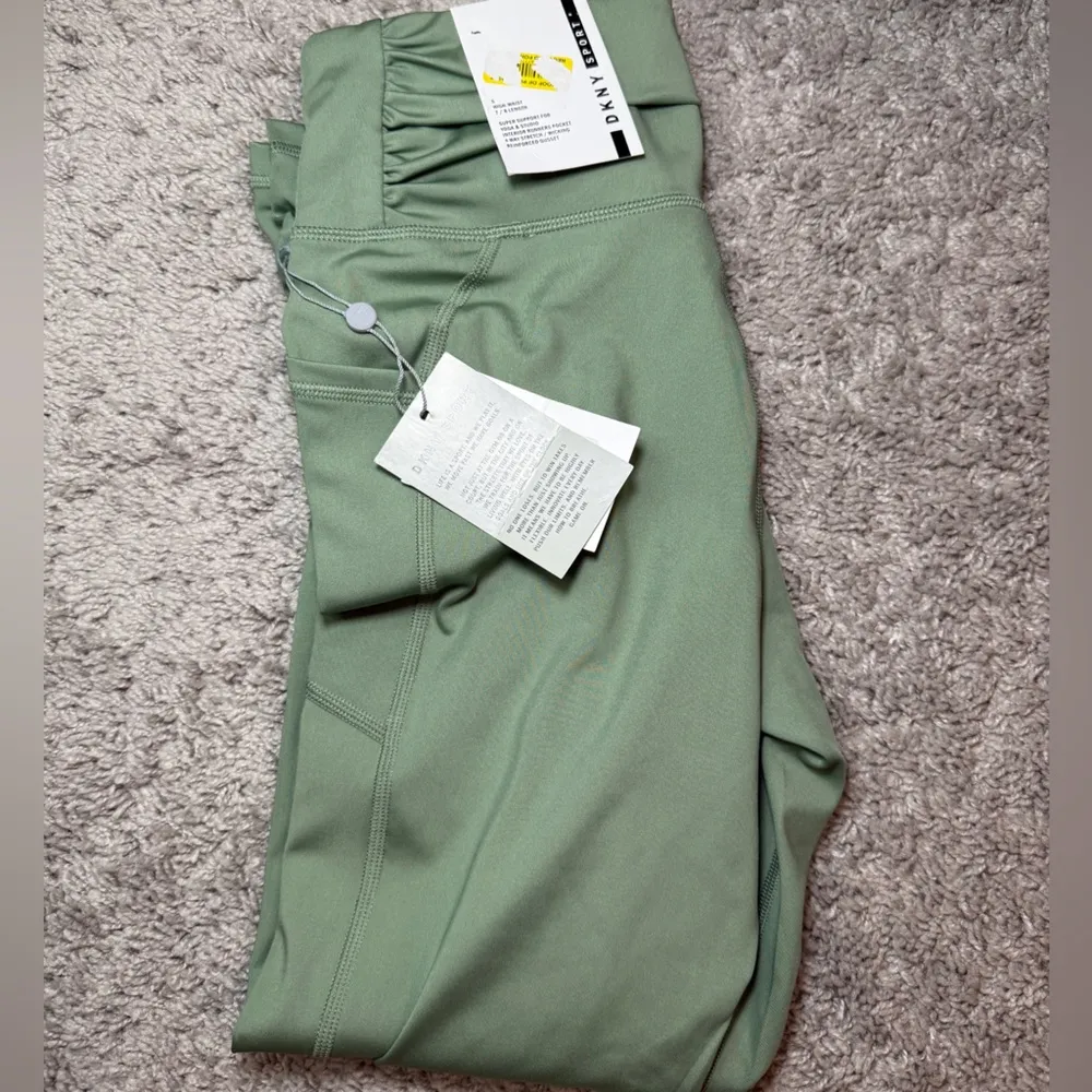 DKNY Olive Green Leggings - Image 5