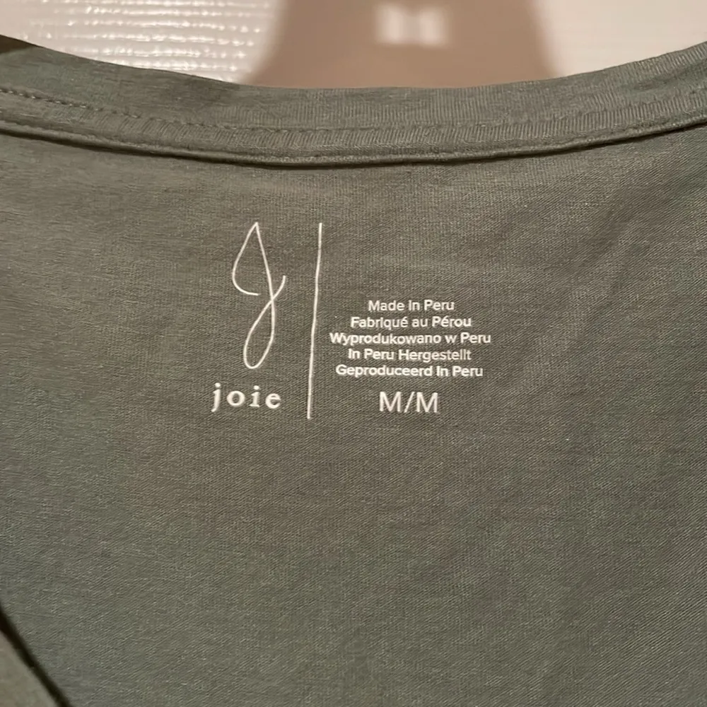 Joie v-neck Tshirt - Image 2