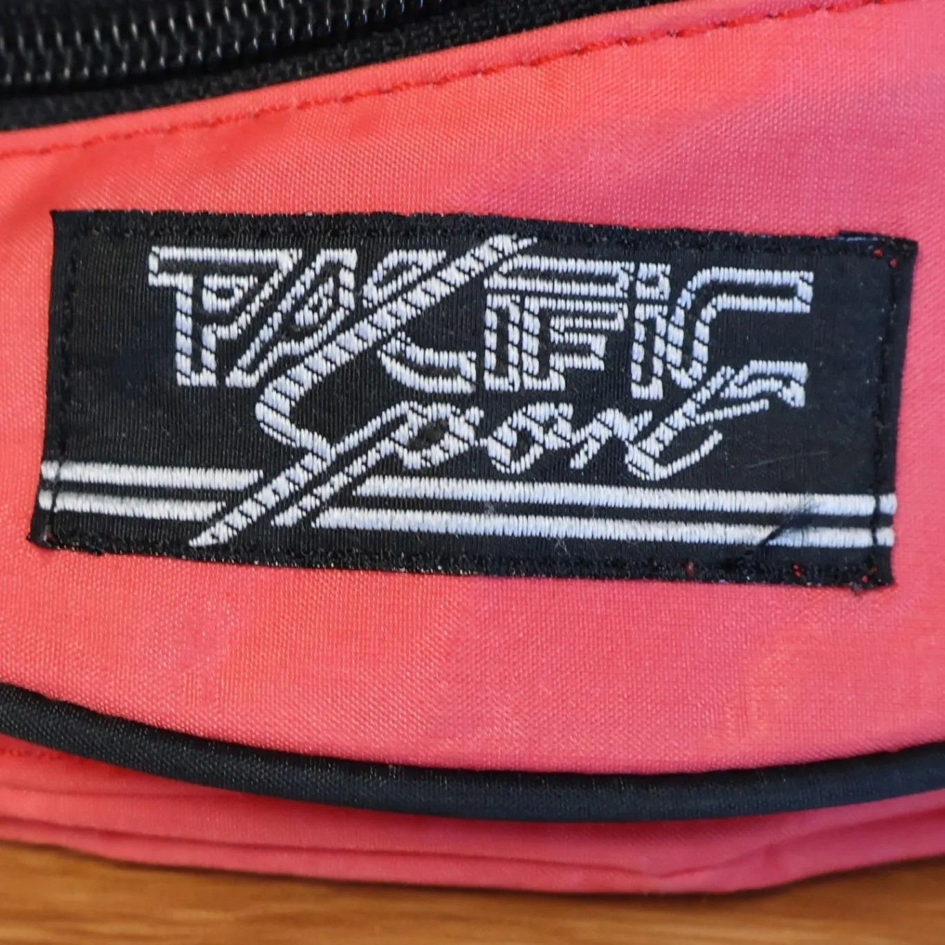 Vintage 80s Pacific Sport Fanny Pack Waist Bag Hot Pink Travel Retro Vacation - Image 2