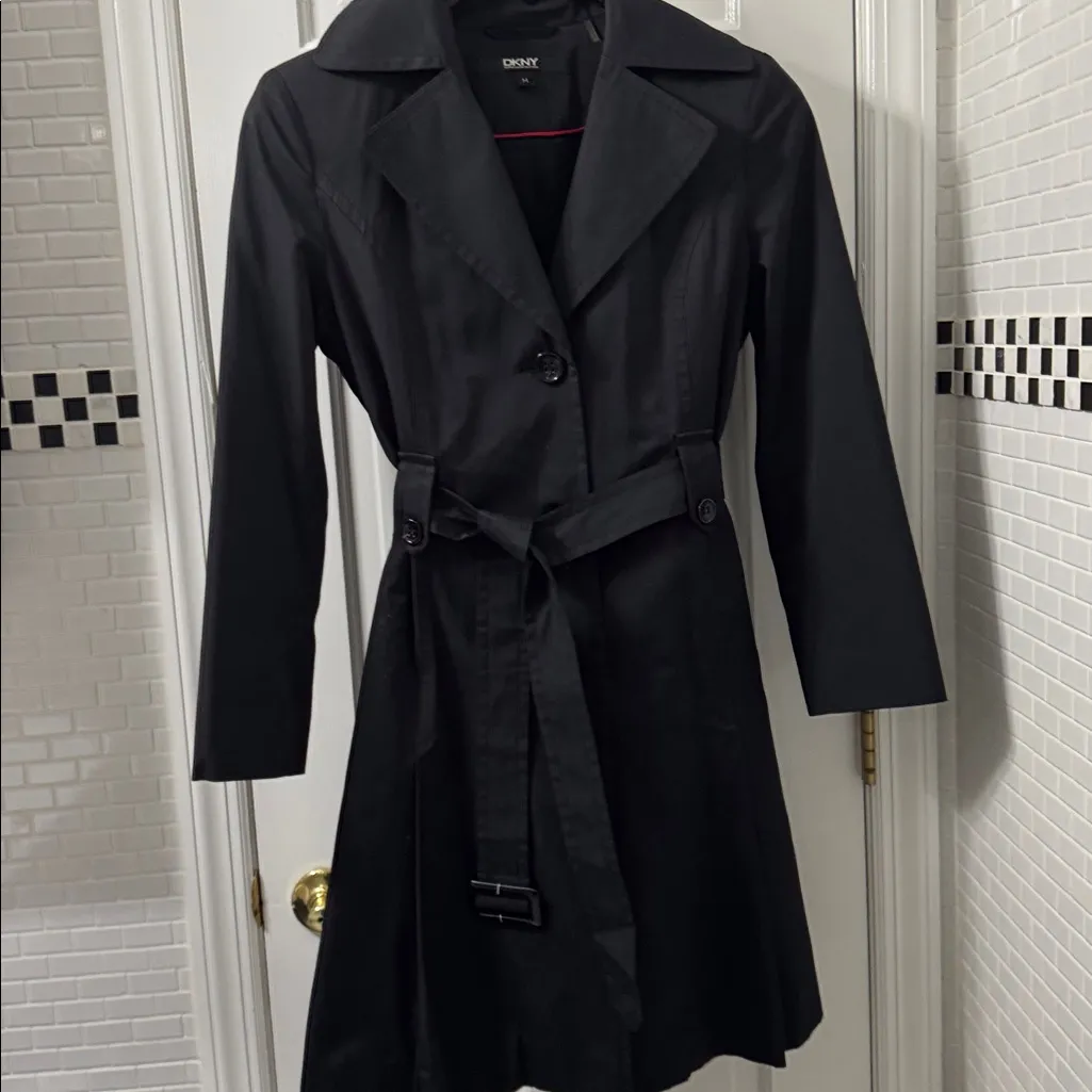 DKNY Black fitted trench coat with interior red Trim. Pockets. Size Medium. - Image 2