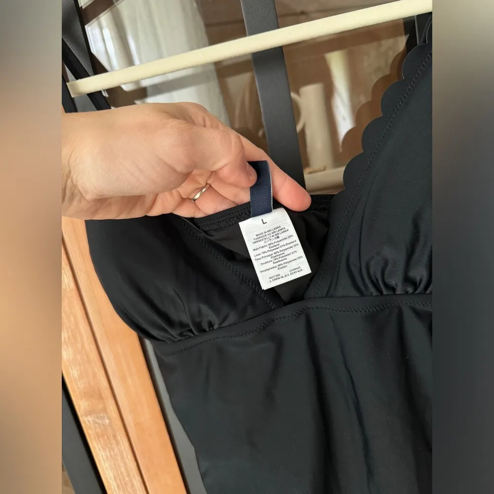 J. CREW scalloped one piece swimsuit vneck adjustable straps preppy classic - Image 5