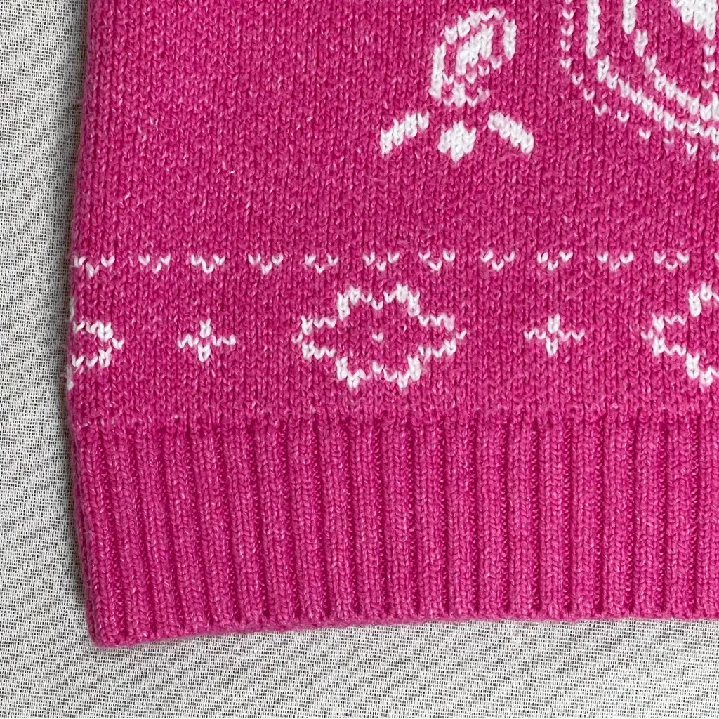 American Eagle | Pink Oversized Bandana Sweater | Medium - Image 9